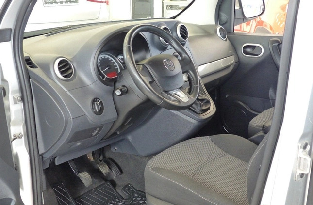 Mercedes-Benz Citan cena 36999 przebieg: 176055, rok produkcji 2015 z Pionki małe 211